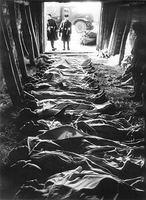 Ngày 3/3/1969, thi thể hàng chục chiến sĩ Liên Xô hi sinh sau cuộc đụng độ với quân Trung Quốc.