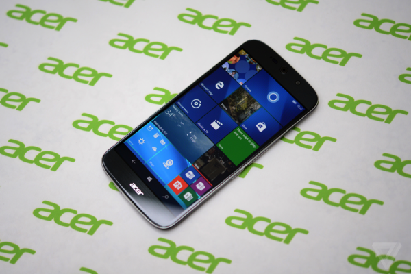 Acer tiết lộ rằng sản phẩm sẽ được bán ở thị trường châu Âu vào tháng 2/2016 với giá khoảng 600 USD trước khi lên kệ tại thị trường Mỹ.
