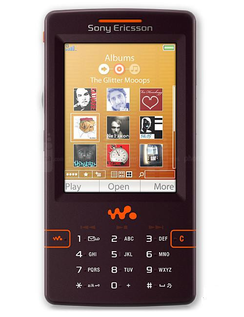 Sony Ericsson W950. Dòng điện thoại Walkman tập trung vào âm nhạc của Sony Ericsson - W950 là smartphone Symbian UIQ hỗ trợ 3G với màn hình cảm ứng 2,6 inch, độ phân giải 240x320 điểm ảnh và bút từ. Smartphone này đi kèm với bàn phím chuyên dụng đa phương tiện, bộ nghe nhạc Walkman tiên tiến và đài FM stereo. W950 có bộ nhớ trong 4GB – rất hiếm vào thời điểm năm 2006 nhưng lại không hỗ trợ thẻ nhớ ngoài. Chiếc điện thoại này cũng gây chú ý khi không trang bị bất cứ camera nào.
