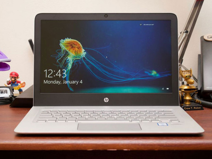 goài ấn tượng về thiết kế, màn hình và thời lượng pin, HP Envy 13 d049TU còn sở hữu cấu hình mạnh mẽ với vi xử lý Intel Core i5-6200U...