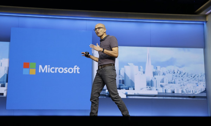 Cuối cùng, phải kể đến vị trí Tổng Giám đốc. CEO Satya Nadella có thu nhập lên tới 18,3 triệu USD năm tài khóa 2015. Tuy nhiên, công việc gán với áp lực không nhỏ: nếu không hoàn thành mục tiêu doanh thu, ông có thể mất trắng hàng triệu USD.