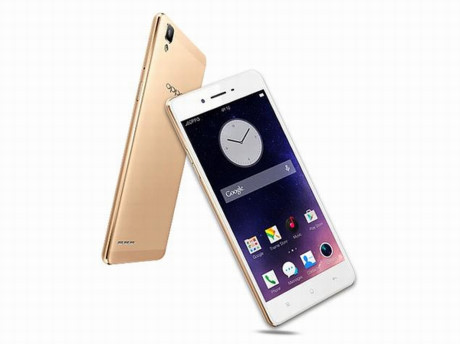 Oppo F1 – Giá 5,49 triệu đồng. Oppo F1 được trang bị camera trước 8MP với khẩu độ F2.0. Với chế độ làm đẹp Beautify 3.0, ảnh chụp luôn đẹp rạng ngời mà không cần photoshop. Đồng thời, F1 còn được trang bị đèn flash cho camera trước, camera có thêm 8 kính lọc màu giúp hình chụp rõ đẹp, chân thật và sắc nét. Bên cạnh camera trước hoàn hảo, camera sau của F1 cũng được OPPO đầu tư cảm biến ảnh đến 13MP cùng khả năng lấy nét theo pha (PDAF), cảm biến ISOCELL. Phần mềm Pure Image 2.0+ tích hợp sẵn cho phép người dùng có thể chụp theo nhiều chế độ.