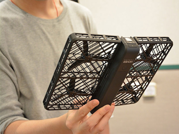 iá bán của Hover Camera là 600 USD (tương đương 13,35 triệu đồng). Tuy vậy, thời điểm lên kệ của nó chưa được hé lộ.