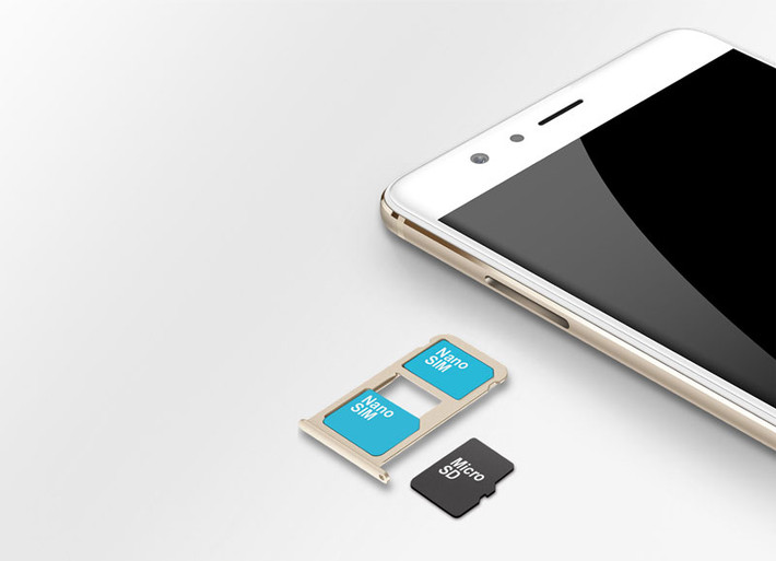 onor V8 được trang bị 2 khe cắm SIM (nano) hỗ trợ kết nối mạng 4G LTE, cổng USB Type-C.
