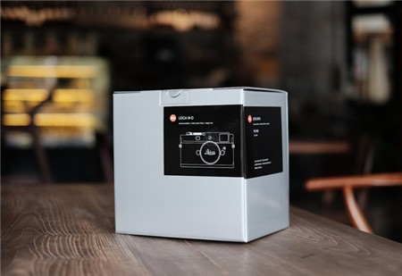 Máy ảnh Leica M-D (Typ 262) ra mắt vào cuối tháng 4 vừa qua nhưng đã nhanh chóng có mặt tại Việt Nam. Đây là một trong những model đầu tiên bán ra trên toàn thế giới và hiện đã có chủ sở hữu tại Hà Nội.