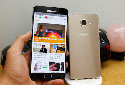 Samsung Galaxy A5 2016 (8,99 triệu đồng). Samsung nâng cấp mạnh về máy ảnh cho dòng Galaxy A 2016 với camera chính độ phân giải 13 megapixel có chống rung quang học OIS. Camera cũng có tính năng khởi động nhanh bằng cách nhấn đúp phím Home. Chất lượng ảnh chi tiết và sắc nét, độ sâu trường ảnh tốt, bokeh đẹp nhờ khẩu độ ống kính f/1.9. Sản phẩm có nhiều chế độ chụp ảnh mở rộng, như chụp liên tục, Panorama, HDR, chụp ảnh động hay chụp ảnh kèm âm thanh. Camera trước tập trung mạnh vào tính năng selfie với độ phân giải 5 megapixel, ống kính rất rộng, có tính năng Wide Selfie, hỗ trợ ra lệnh từ xa cũng như tự động làm đẹp chân dung.