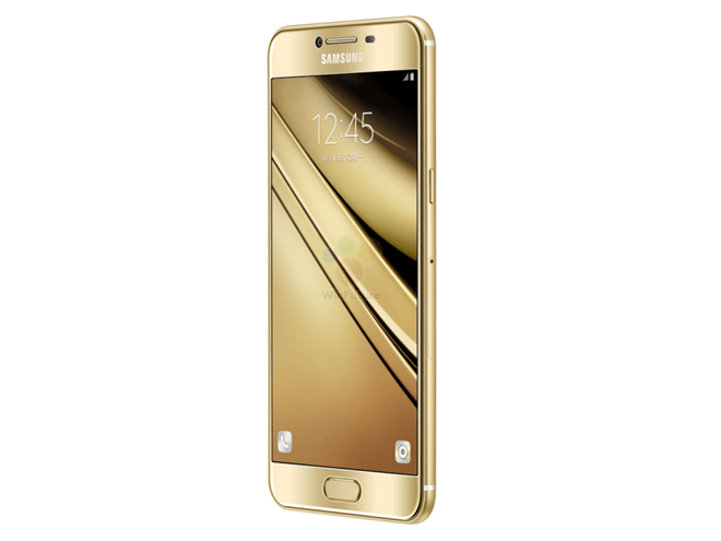 C5 tiếp tục là một smartphone thiết kế đẹp của Samsung. Có thể thấy, máy có dáng mỏng, màn hình cong 2,5D đẹp mắt.
