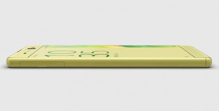 Về cấu hình, XA Ultra được trang bị con chip MediaTek Helio P10, 3GB RAM, 16 GB bộ nhớ trong, có thể mở rộng bộ nhớ bằng khe cắm thẻ nhớ . Máy cũng sẽ được chạy sẵn Android 6.0.1 khi xuất xưởng. Các sản phẩm của Sony luôn được chú trọng về thông số camera, và với chiếc XA Ultra này cũng không phải là ngoại lệ.
