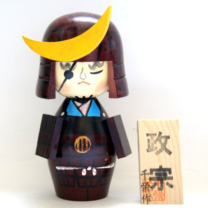 Kokeshi truyền thống thường mang hình các bé gái, nhưng sau này đa dạng hơn về kiểu dáng với hình chiến binh, nhân vật truyện tranh, hoạt hình...