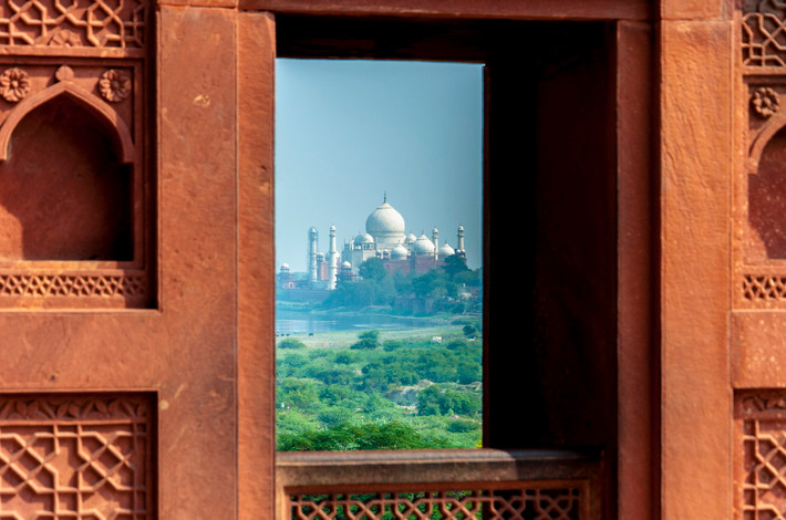 Cùng với lăng mộ Taj Mahal, pháo đài Agra được xem là di tích đặc biệt, minh chứng cho một thời kỳ thịnh vượng của triều đại Mogul. Ảnh: Wikipedia.