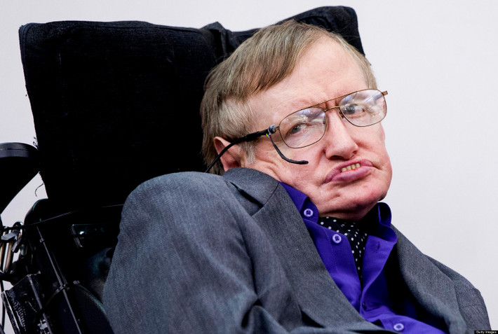 10. Biết các ranh giới. Theo Stephen Hawking, tình trạng sức khỏe đã đặt ra cho ông một số ranh giới mà ông không thể vượt qua. Nhận thức được điều này, ông luôn thực hiện một cách tốt nhất những điều mình có thể làm. Ảnh: The Tab.