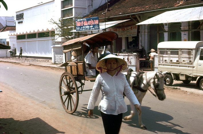 Đường phố ở Bình Dương.