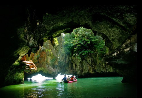 Ngoài Tham Lad còn rất nhiều hang động khác, mỗi hang động lại có một nét hấp dẫn riêng.
