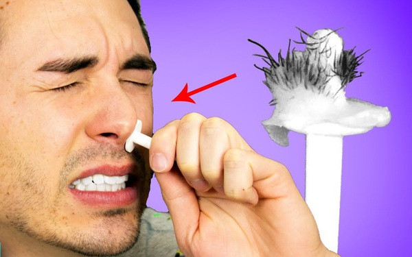 Tuy mất tiền vào những chuyện nhỏ nhưng góp lại có thể tạo thành khoản lớn. Do đó, người gặp điềm báo này nên cẩn thận. Ngoài ra, lông mũi mọc dài thò ra ngoài lỗ mũi cũng có thể là dấu hiệu của họa khẩu thiệt thị phi.