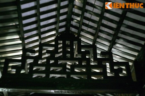Nhà Đốc Phủ Hải được bà Trần Thị Sanh (vợ của Trương Định) cho xây dựng vào năm 1860, khi đó chỉ là nhà ba gian lợp lá. Năm 1864, bà Sanh giao quyền trông nom ngôi nhà cho con riêng Dương Thị Hương và rể là Tri huyện Trường Bình. Sau khi họ qua đời, ngôi nhà để lại cho con gái Huỳnh Thị Điệu và chồng là Đốc phủ sứ Nguyễn Văn Hải.