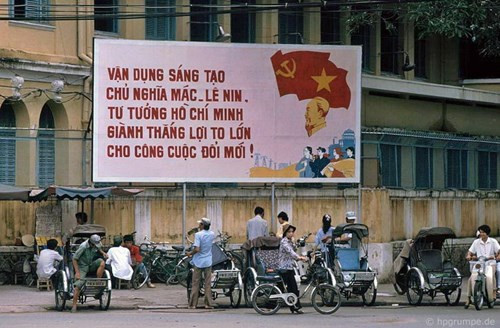 Xích lô xuất hiện ở hầu hết các đầu mối giao thông chính.