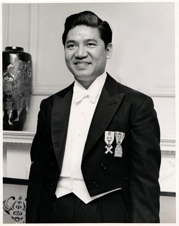 Vương Văn Bắc (1927-2011) là một luật sư và Tổng trưởng Ngoại giao vào những năm cuối cùng của chế độ Sài Gòn. Sau ngày 30/4/1975, ông sang Pháp định cư. Nhờ học vấn uyên thâm, ông được ngành luật của nước Pháp trọng dụng và làm việc cho đến năm 80 tuổi mới nghỉ ngơi. Ông mất ở Paris ngày 20/6/2011.