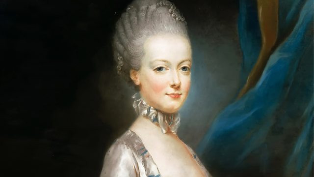 Thay vì dùng phương tiện chạy trốn nhỏ và nhanh, Marie Antoinette chọn một chiếc xe ngựa to và chậm chạp cùng với những món đồ sang trọng. Sự lựa chọn phù phiếm này đã khiến chiếc xe của Hoàng hậu đi lạc đường và đến điểm hẹn muộn những 30 phút.