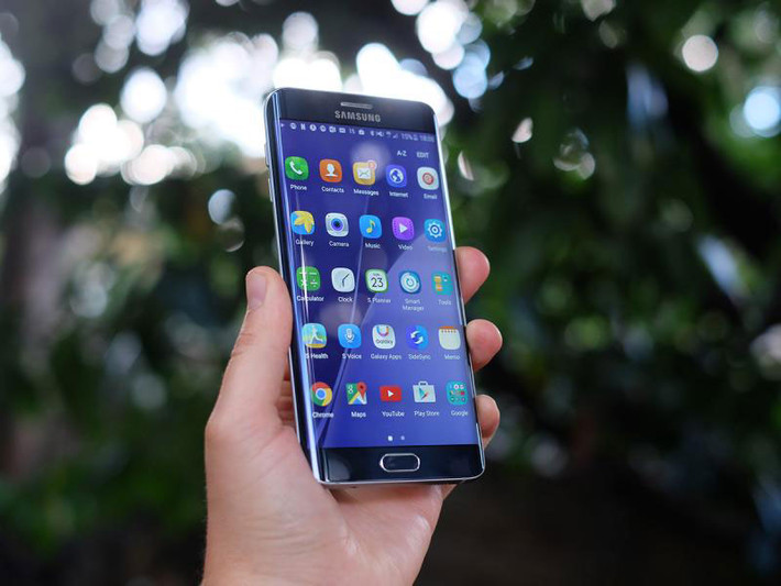 5. Samsung Galaxy S6 Edge Plus (2,1 giây/bức ảnh).