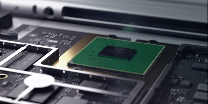 Surface Book sử dụng Core i7.