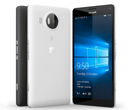 6. A khe cắm microSD: Không giống như người tiền nhiệm của mình, Lumia 930, 950 và 950XL hỗ trợ microSD tối đa 2TB .