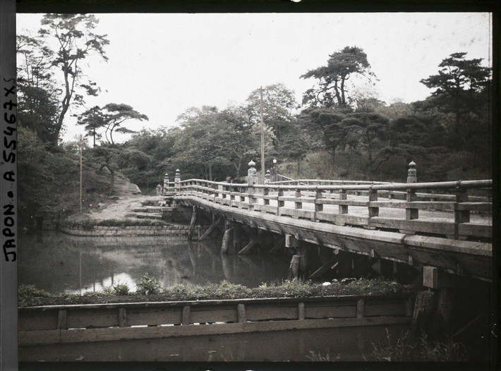 Cầu Benkey ở Asakasa.