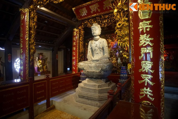 Tượng Phật A Di Đà của chùa Phật Tích (xã Phật Tích, huyện Tiên Du, tỉnh Bắc Ninh) có từ năm 1057, là tượng Phật bằng đá lớn nhất và nguyên vẹn nhất của thời Lý còn tồn tại đến nay.