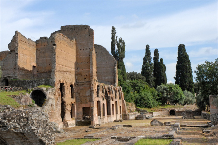 Tọa lạc tại thị trấn cổ Tivoli ở Lazio, Italia, dinh thự cổ La Mã Villa Adriana là một quần thể kiến trúc độc đáo được xây dựng thời kỳ La Mã cổ đại. Ảnh: Wikipedia.