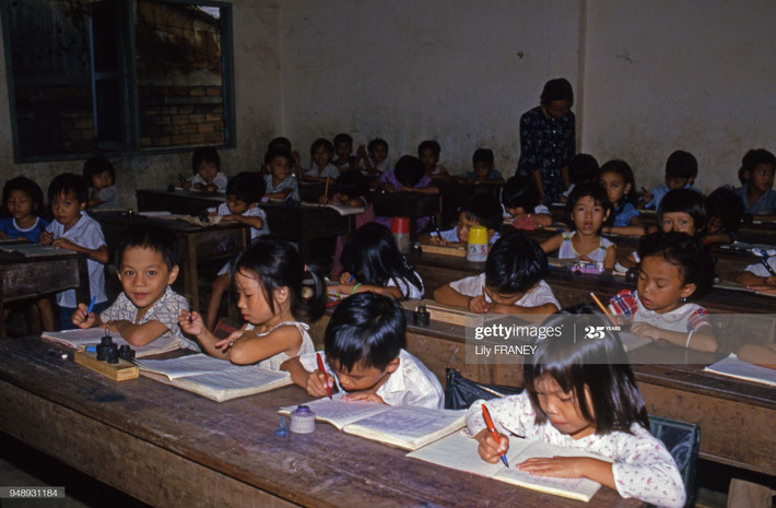 Trong một lớp tiểu học.