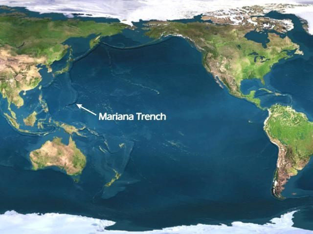 1. Vị trí địa lý. Rãnh Mariana nằm ở phía tây Thái Bình Dương, gần quần đảo Mariana, cách Guam khoảng 200 km về phía đông. Ảnh: Pinterest.