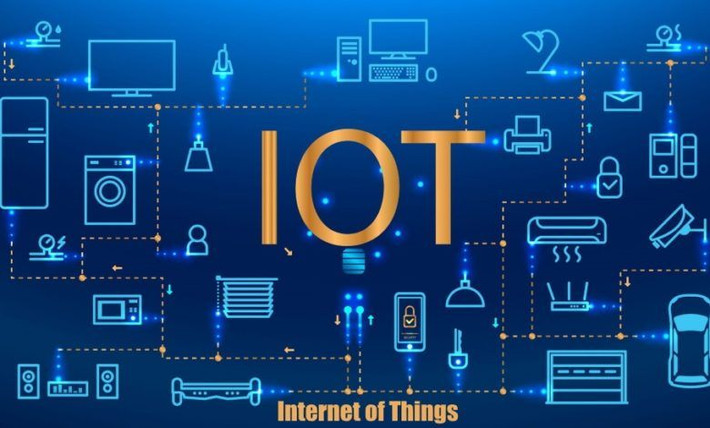 3. Thúc đẩy ngành y tế. IoT đang thay đổi ngành y tế với các thiết bị đeo và cảm biến có thể theo dõi tình trạng sức khỏe của bệnh nhân, từ huyết áp đến nhịp tim, và cảnh báo bác sĩ khi có dấu hiệu bất thường. Ảnh: Pinterest.