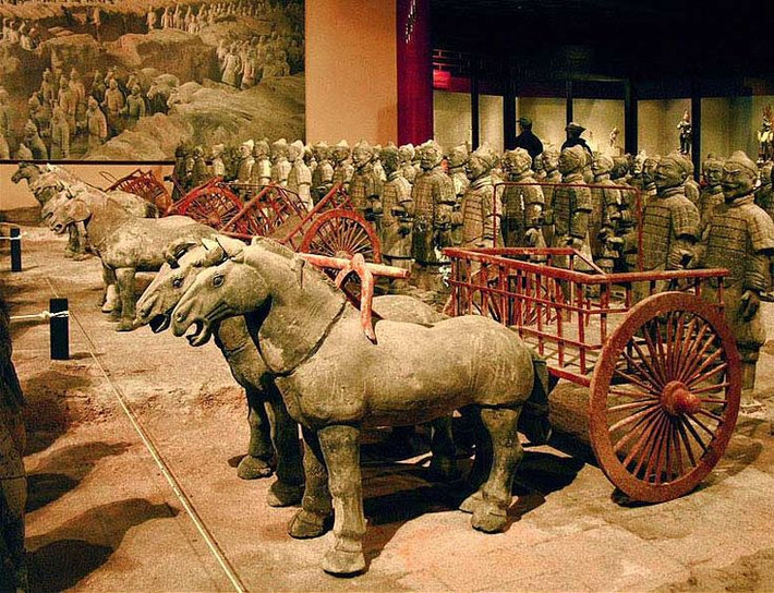 14. Được UNESCO công nhận: Năm 1987, lăng mộ và đội quân đất nung của Tần Thủy Hoàng đã được UNESCO công nhận là Di sản Thế giới. Ảnh: Pinterest.