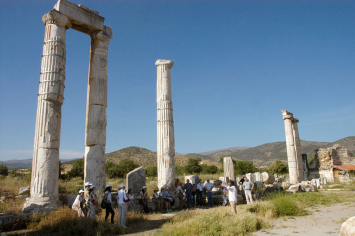 Trong các thế kỷ đầu tiên sau Công nguyên, Aphrodisias đã phát triển rất thịnh vượng. Hầu hết các công trình nổi bật của thành phố được xây dựng vào giai đoạn này. Ảnh: Yapı Kredi.