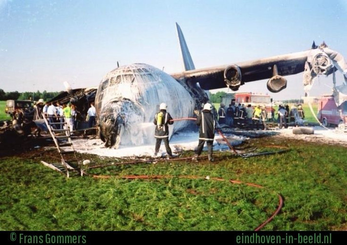 Vụ rơi máy bay quân sự C-130 của Bỉ năm 1996 được coi là vụ tai nạn tồi tệ nhất do chim trời gây ra trong lịch sử hàng không quân sự thế giới. Ảnh: Alchetron.