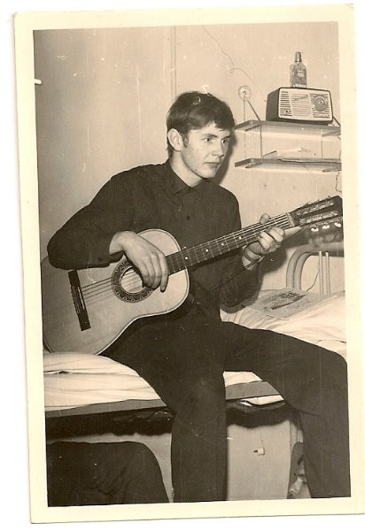 Jack Barsky tên thật là Albrecht Dittrich, sinh năm 1949 tại CHDC Đức. Khi đang học năm thứ tư ngành hóa học tại Đại học Jena, ông được Bộ An ninh quốc gia CHDC Đức (STASI) để ý vì có một lai lịch chính trị tốt và được cử theo học một khóa huấn luyện làm điệp viên. Ảnh: Spiegel.de.