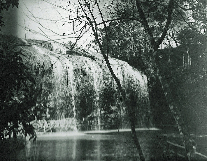 Một hình ảnh của Thác Prenn năm 1963.