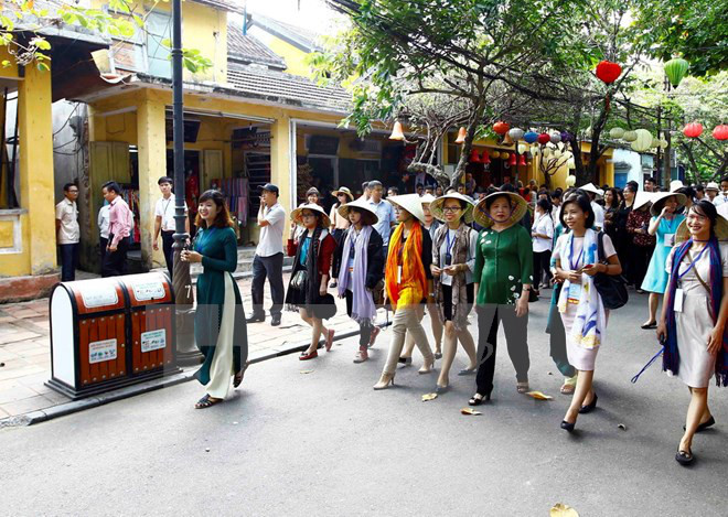 Phu nhân Chủ tịch nước Trần Đại Quang dự Chương trình Tổng duyệt các hoạt động của Tuần lễ Cấp cao APEC 2017. (Ảnh: TTXVN)