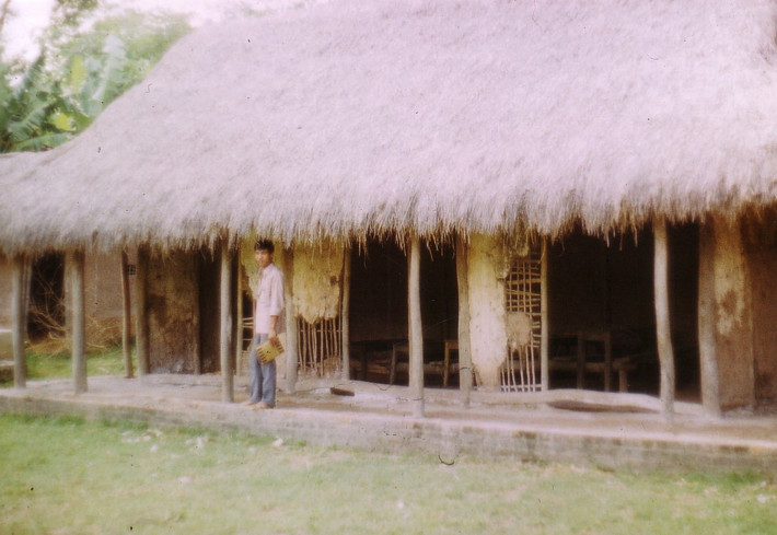 Ngôi trường làng đơn sơ.