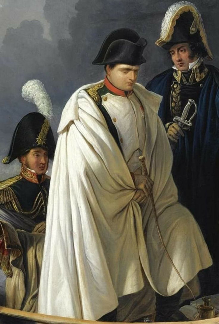 Khả năng bẩm sinh về quân sự: Napoleon chưa từng học tại trường quân sự hàng đầu nhưng nổi danh với tài chiến lược. Ông thắng nhiều trận với lực lượng ít hơn đối thủ nhờ vào sự khéo léo trong chiến thuật. Ảnh: Pinterest.