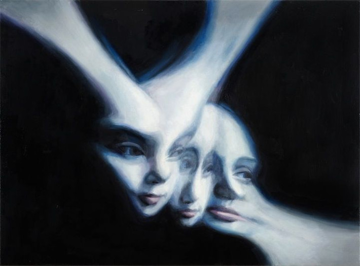4. Trải nghiệm ngoài cơ thể (Out-of-Body Experience - OBE). Đây là trải nghiệm khi một người cảm thấy như "rời khỏi" cơ thể của mình, có thể nhìn thấy chính mình từ góc nhìn khác. Nhiều người cho biết họ đã trải qua hiện tượng này trong những khoảnh khắc nguy hiểm hoặc trong trạng thái thôi miên. Ảnh: Pinterest.