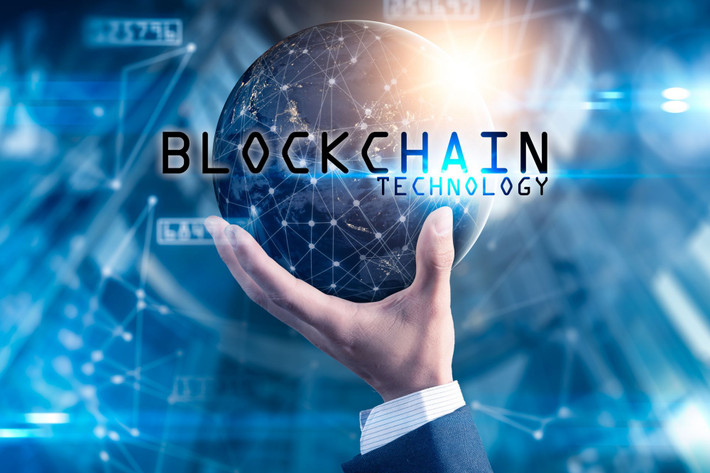 4. Phụ thuộc vào cơ chế đồng thuận. Blockchain Bitcoin hoạt động dựa trên cơ chế đồng thuận Proof of Work (PoW), nơi các "thợ đào" (miners) giải các bài toán phức tạp để xác minh giao dịch và thêm chúng vào chuỗi khối. Ảnh: Pinterest.