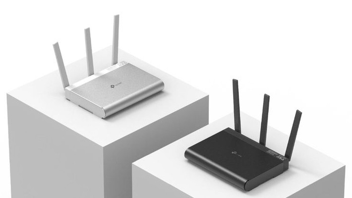 12. Bộ định tuyến (Router) Wi-Fi mạnh. Vai trò: Đảm bảo kết nối mạng ổn định cho các lớp học trực tuyến hoặc các thiết bị công nghệ trong lớp. Ảnh: Pinterest.
