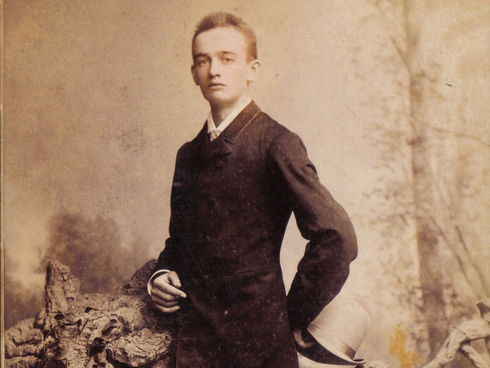 3. Cuộc di cư để tìm cơ hội mới: Friedrich Trump rời Đức sang Mỹ vào năm 1885, lúc mới 16 tuổi, để tránh nghĩa vụ quân sự và tìm kiếm cơ hội làm giàu. Ảnh: The Gotham Center for New York City History.