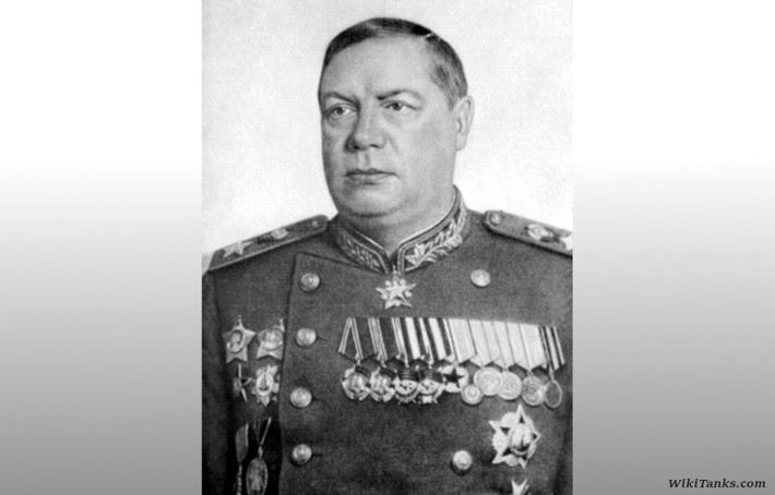 11. Fyodor Tolbukhin: Nguyên soái Liên Xô, chỉ huy quân đội giải phóng các nước Đông Âu, bao gồm Romania, Bulgaria, và Nam Tư, được biết đến với chiến lược quân sự linh hoạt. Ảnh: Pinterest.