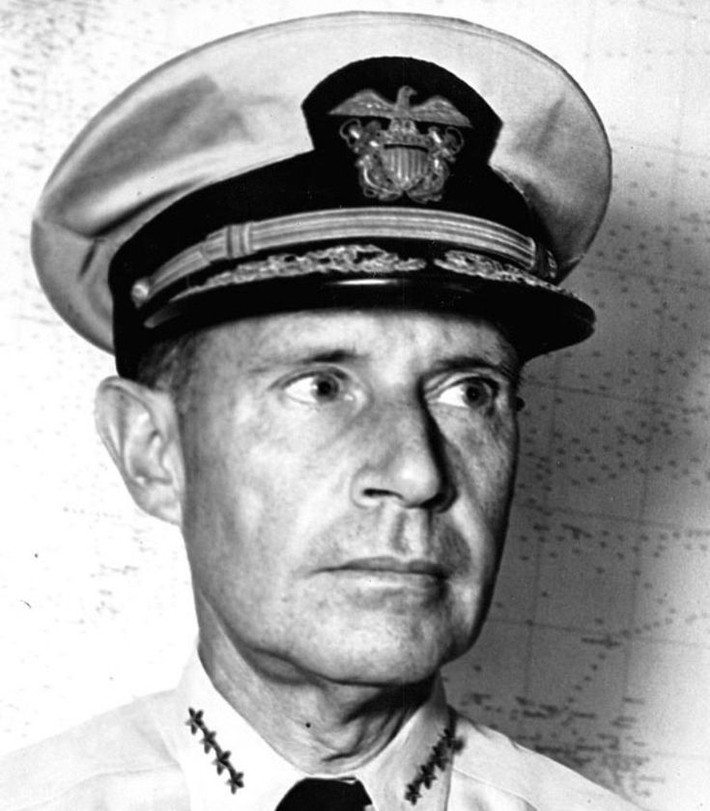 10. Raymond A. Spruance: Đô đốc Hải quân Hoa Kỳ, chỉ huy Hạm đội 5, dẫn dắt Hải quân Mỹ trong chiến thắng tại trận Midway và chiến dịch chiếm quần đảo Mariana. Ảnh: Pinterest.