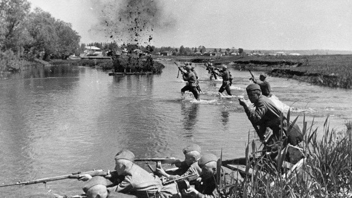 Một phần của Chiến dịch sông Dnieper. Trận Kiev là một phần của Chiến dịch sông Dnieper, một chiến dịch quy mô lớn của Liên Xô nhằm tái chiếm lãnh thổ phía Đông sông Dnieper từ Đức Quốc xã. Ảnh: Pinterest.