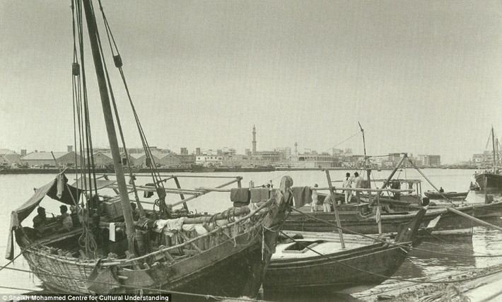 Cảng cá Dubai thập niên 1960.