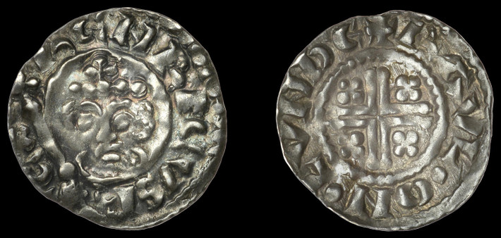 Năm 1158, vua Henry II của Anh đã cho chế ra một loại tiền đúc chất lượng cao, dựa trên nguyên mẫu là đồng penny bạc, với một dấu chữ thập. Đồng tiền này được lưu hành tới 100 năm.