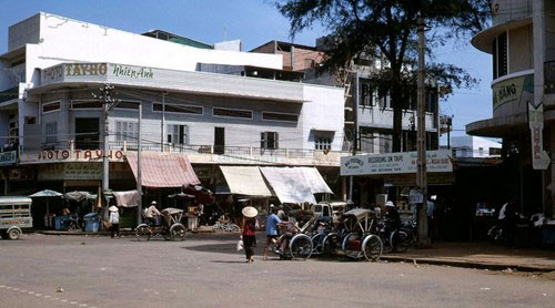 Một góc phố ở trung tâm thị xã Vũng Tàu năm 1968.
