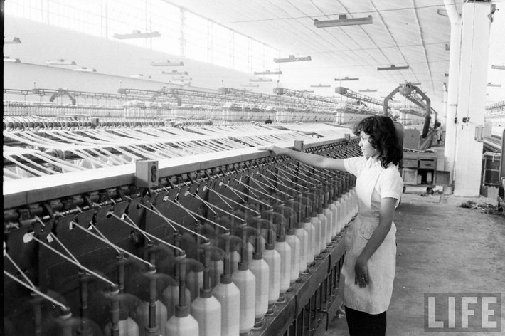 Sau ngày thống nhất đất nước, nhà máy được chính quyền mới tiếp quản và mang tên mới là Thắng Lợi. Vào thời Đổi mới, dệt may Thắng Lợi là một thương hiệu Việt có tiếng tăm trong khu vực.